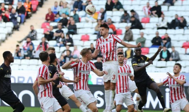 Antalyaspor 2-2 İstanbulspor (Maç sonucu)