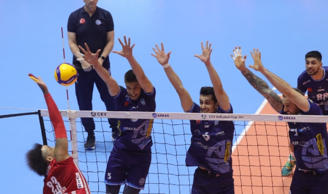Arkas Spor, yarı finale yükseldi