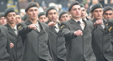 Astsubaylar mezun oldu