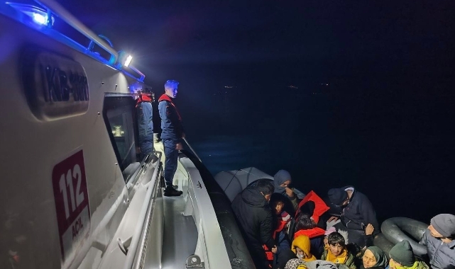 Ayvacık açıklarında 14’ü çocuk, 42 kaçak göçmen yakalandı