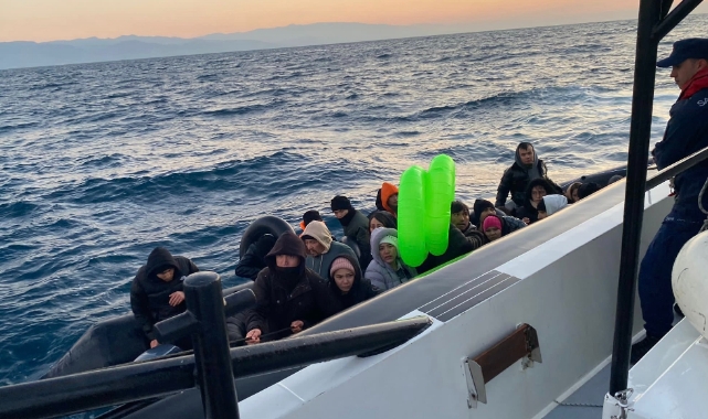 Ayvacık açıklarında 35’i çocuk 89 kaçak göçmen kurtarıldı