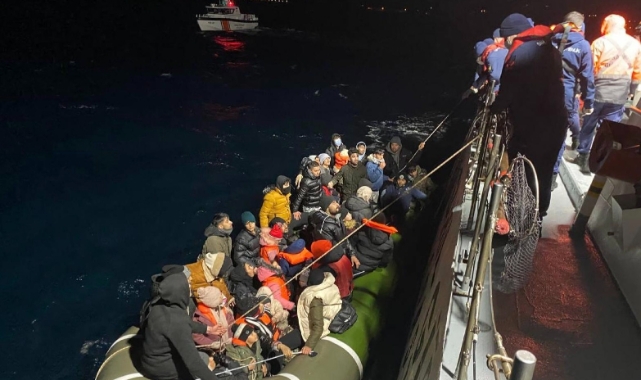 Ayvacık açıklarında 49 kaçak göçmen kurtarıldı