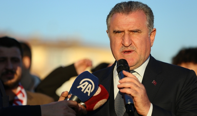 Bakan Bak: “Amatör spor kulüplerini destekliyoruz”