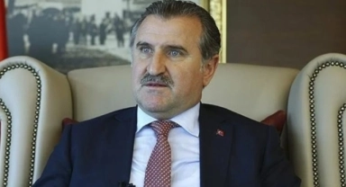 Bakan Bak'tan vefat eden futbolcu için taziye mesajı