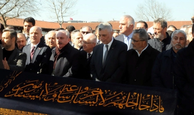 Bakan Bolat'ın babası son yolculuğuna uğurlandı