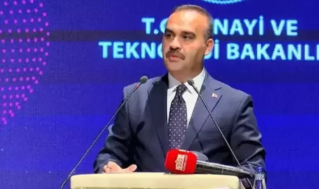 Bakan Kacır: Kendi savaş uçağımızı ürettik