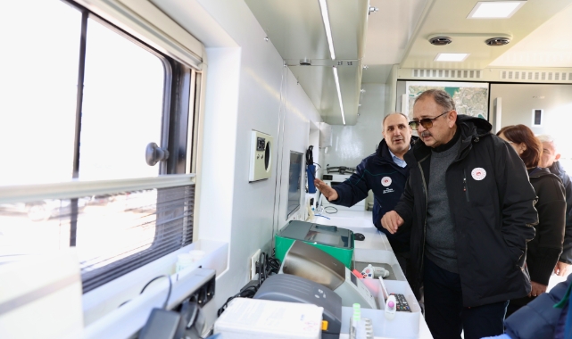 Bakan Özhaseki, maden sahasındaki laboratuvarlarda inceleme yaptı