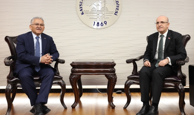 Bakan Şimşek’ten Başkan Büyükkılıç’a ziyaret