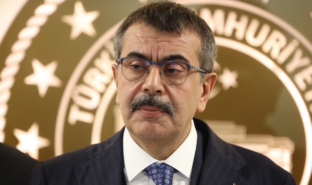 Bakan Tekin'den devamsızlık açıklaması!