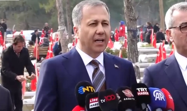 Bakan Yerlikaya deprem bölgesinde açıklama yaptı