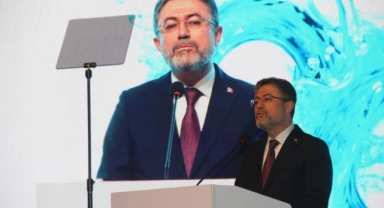 Bakan Yumaklı: "Zannettiğimiz gibi sınırsız bir su kaynağımız yok"