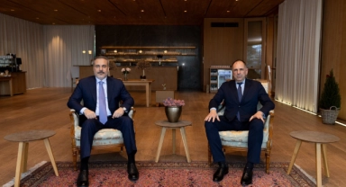 Bakanı Fidan, Yunan mevkidaşıyla görüştü