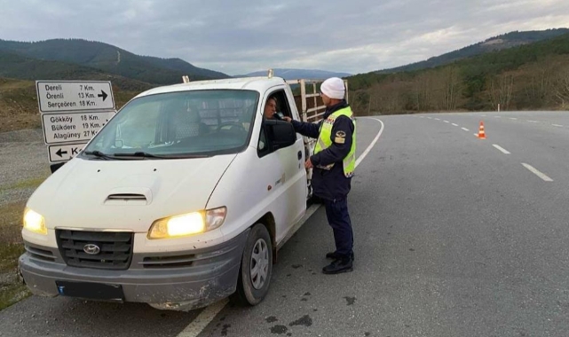 Balıkesir'de jandarmadan trafik denetimi