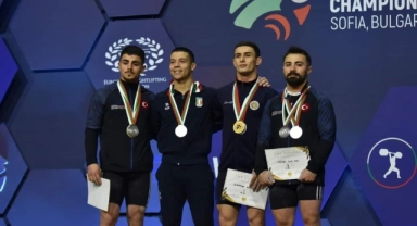 BARÜ’lü milli halterci Kaan Kahriman, Avrupa Şampiyonu oldu