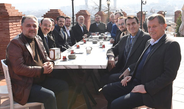Başkan Dündar, AK Parti Osmangazi Belediye Başkan Aday Adaylarıyla görüştü