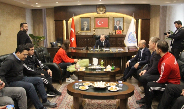 Başkan Tutuk'tan Avrupa şampiyonu Çavuşoğlu’na tam destek