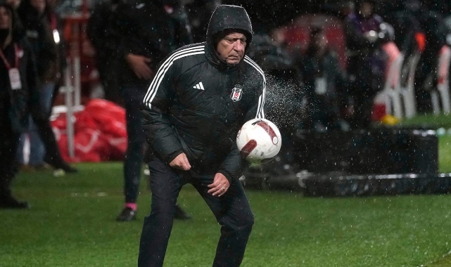 Beşiktaş'da Fernando Santos’tan 4 değişiklik