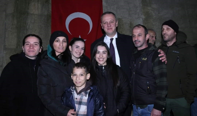 Birlik Mahallesi bayram yerine döndü