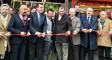 Bizim Ora Kokoreç Downtown'da