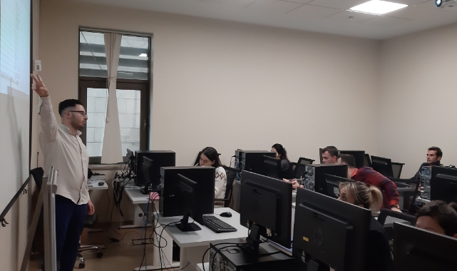 Bursa'da belediye personeline ‘Excel’ eğitimi