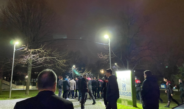Bursa'da bıçaklı kavga!