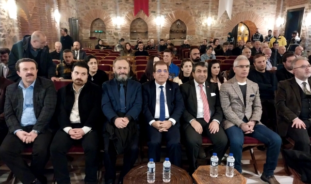 Bursa'da Engin Er öncülüğünde deprem paneli