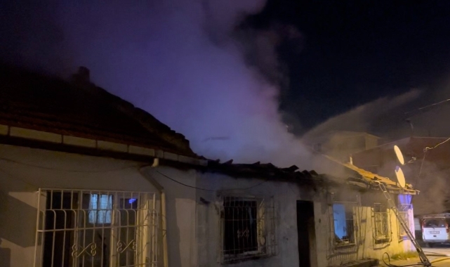 Bursa’da gece yarısı yangın paniği!
