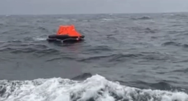 Bursa'da gemi battı! Bölge işte böyle taranıyor...