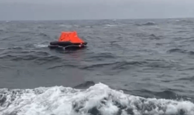 Bursa'da gemi battı! Bölge işte böyle taranıyor...