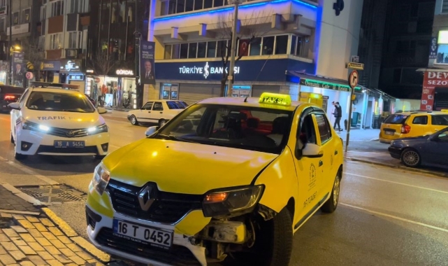 Bursa'da hatalı dönüş kazaya neden oldu!