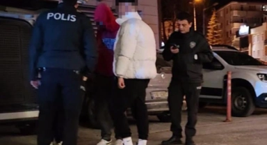 Bursa'da markette kavga çıktı! Eski polis memuru ağır yaralandı