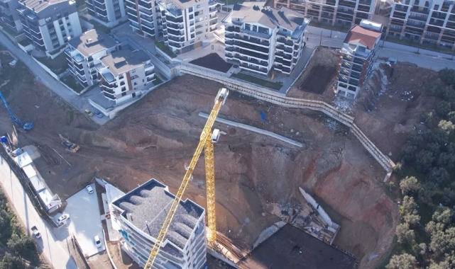 Bursa'da site yerinden oynamıştı! İnşaat firmasından açıklama geldi