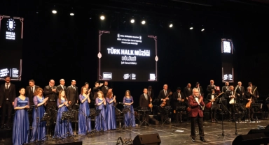 Bursalı türkü severler Merinos AKKM’de buluştu