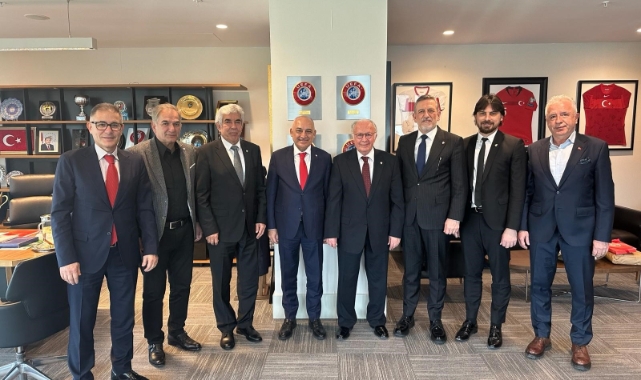 Bursaspor Kulübü’nden TFF’ye ziyaret