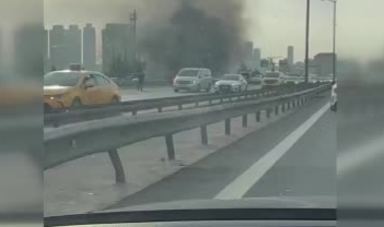Çamlıca gişelerinde otomobil alev topuna döndü