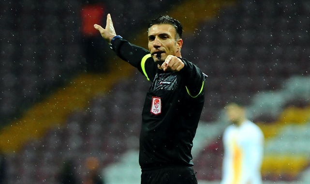 Çaykur Rizespor - Fenerbahçe maçının VAR hakemi belli oldu