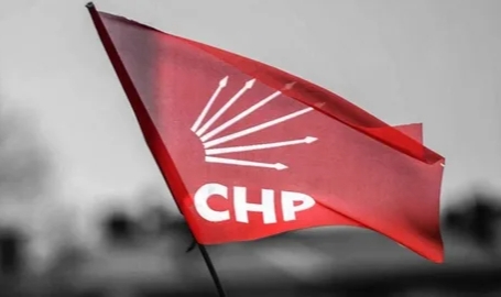 CHP'de adaylıktan çekilmeler devam ediyor
