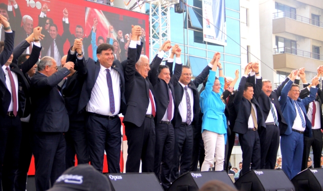 CHP Genel Başkanı Özel Muğla adaylarını tanıttı