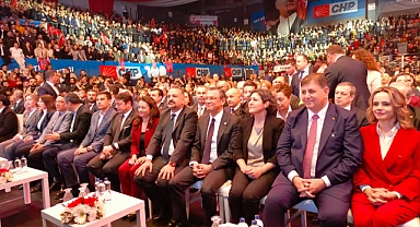CHP İzmir adaylarını tanıttı
