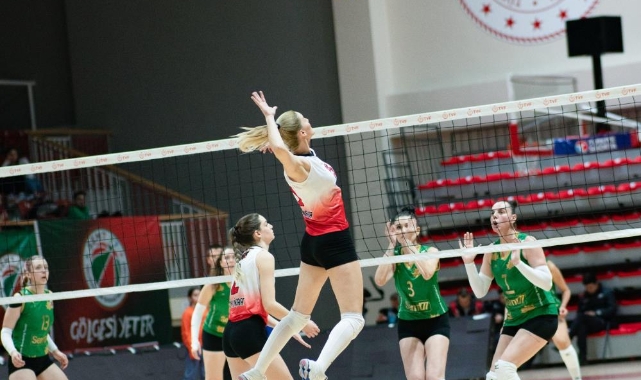 Çiftlikköy’ün Sultanları Play-Off’lara hazır