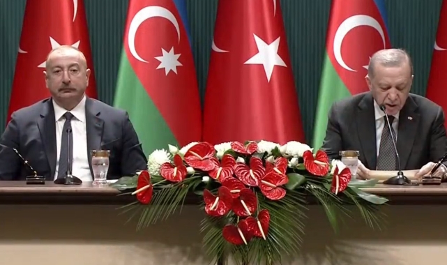 Cumhurbaşkanı Erdoğan açıklama yapıyor (CANLI YAYIN)