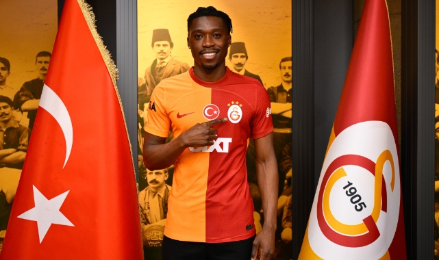 Derrick Köhn: "Burada olmak gurur verici"