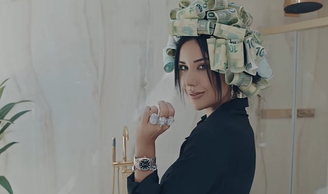 Dilan Polat'ın hesabından 'Sevgililer Günü' paylaşımı!