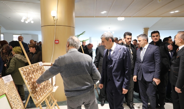 Düzce’nin sanat yuvasını Bakan Tekin açtı