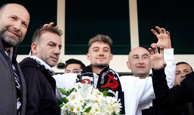 Ernest Muci, İstanbul’da