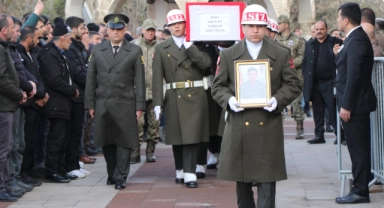 Erzincan Kuzey Irak şehidini gözyaşlarıyla uğurladı