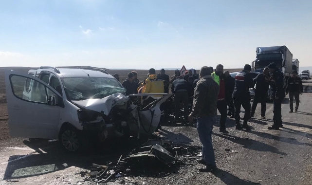Feci kaza! Kafa kafaya çarpıştılar
