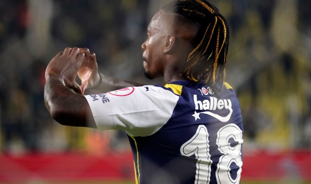 Fenerbahçe, Lincoln Henrique'yi RB Bragantino'ya kiraladı