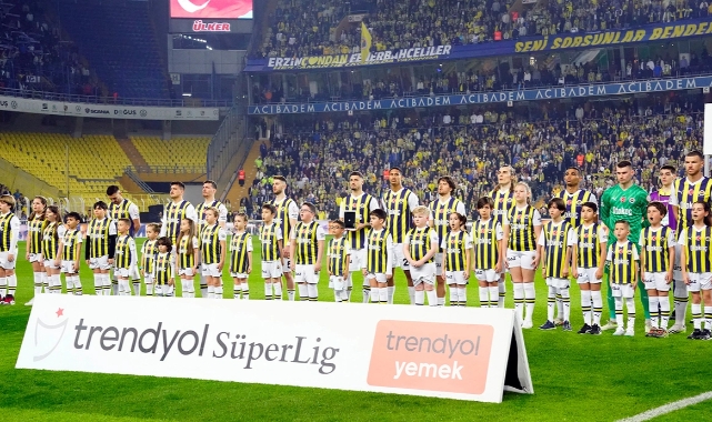 Fenerbahçe'nin Ankaragücü maçı kadrosu açıklandı! 4 yıldız isim listede yok