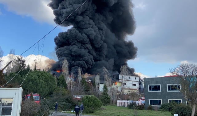 Gebze'de büyük fabrika yangını!